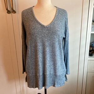 Cupio super soft v-neck sweater tunic